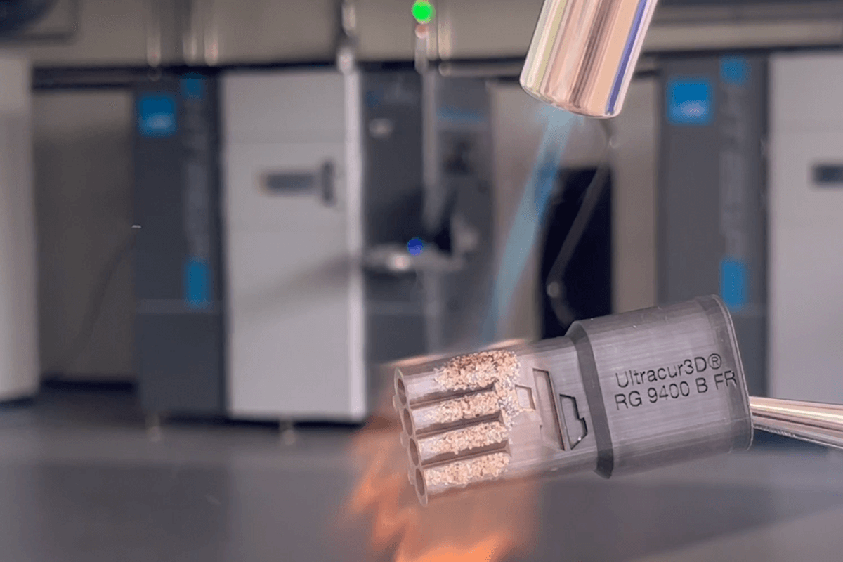BASF_Ultracur3D-9400-B-FR_electrical-connector_during-burning